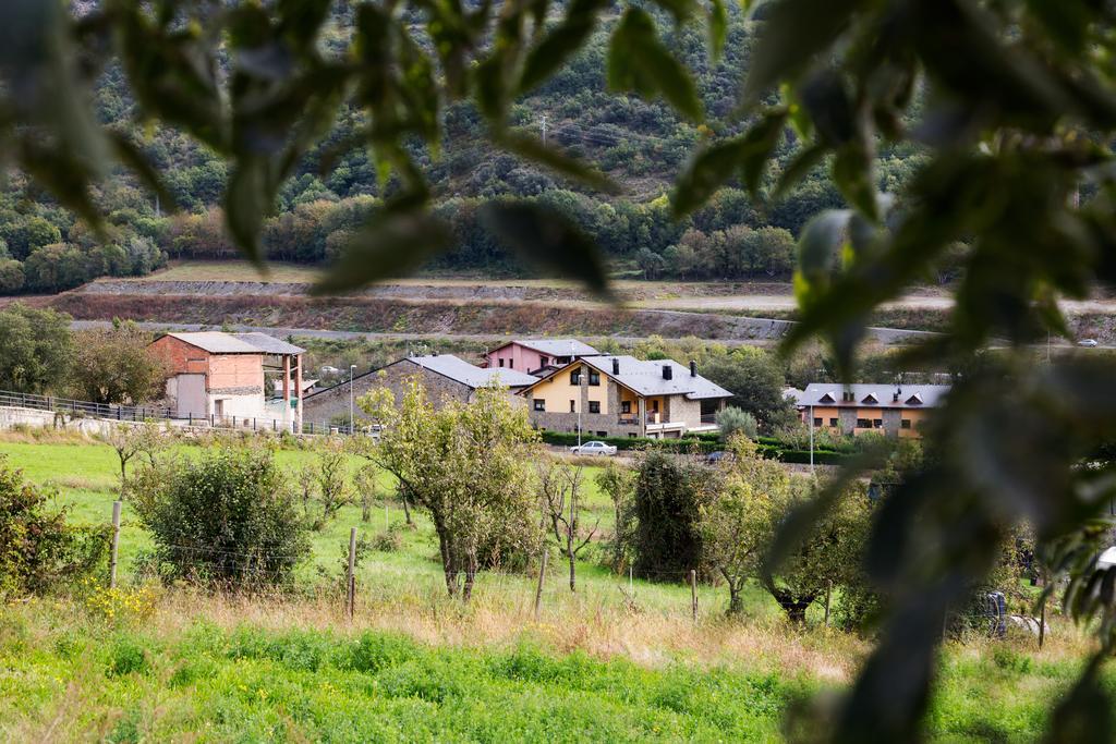 Allotjament Rural Cal Miquel Anserall  Esterno foto